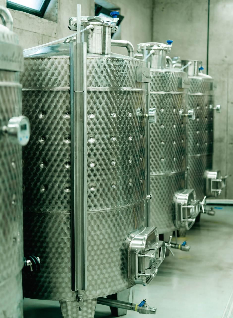 Asadeli stainless steel tanks